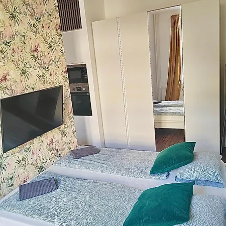 Apartament Rakoczi 574 I Boutique Flat I Free Parking